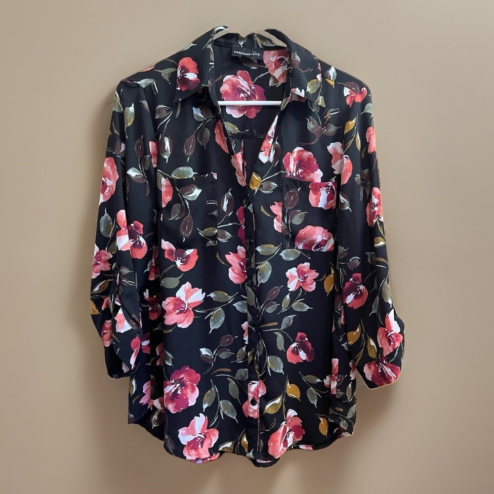 Fortune & Ivy Women's Top Size Large Black Floral Button Up Roll Tab Long Sleeve